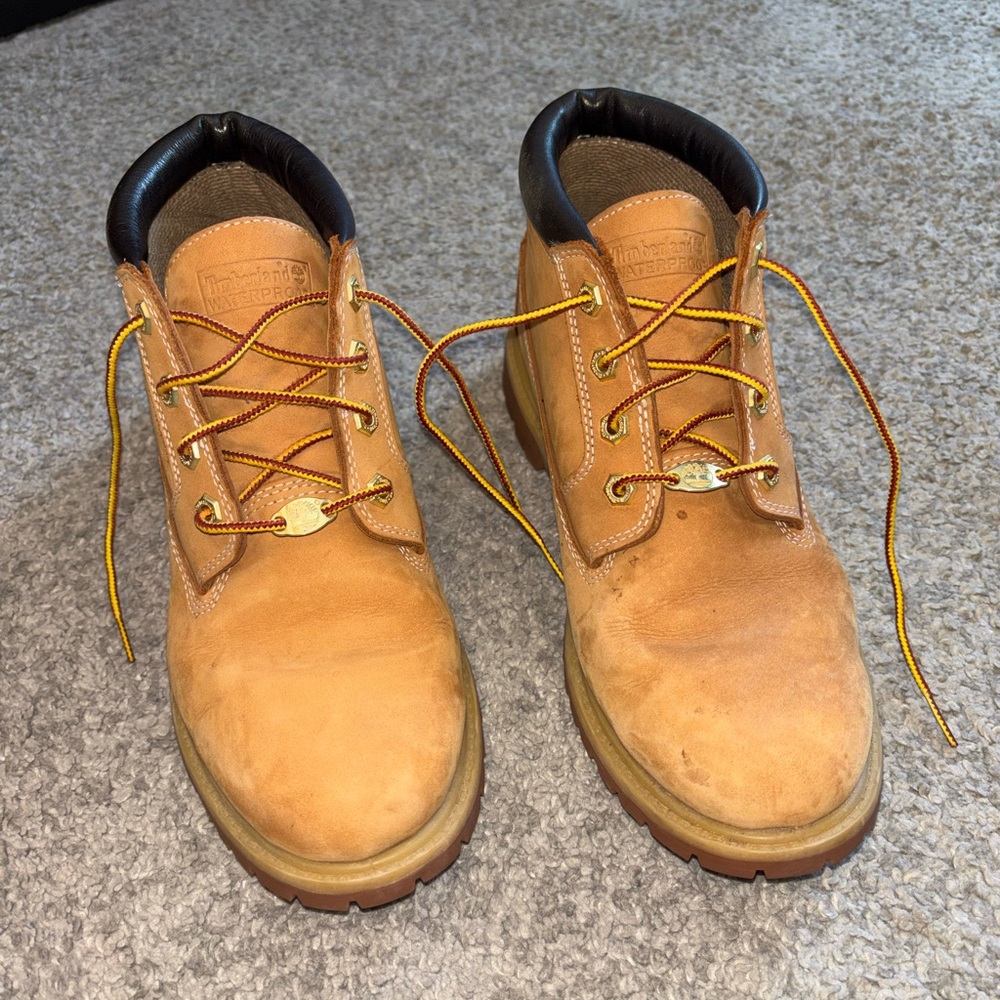 Timberland Women’s Light Brown Leather Boots